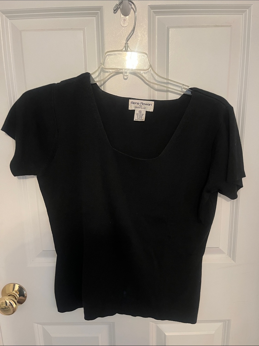 Rena Rowan Black Short Sleeve Scoop Neck Knit Top